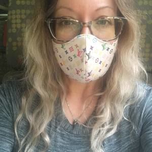 Meet your Posher, Mayleny